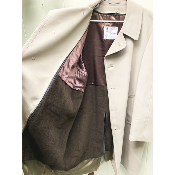 London Fog Maincoats Beige Khaki Tan Trench Coat Clipper Collar Size 46 - Picture 2 of 9